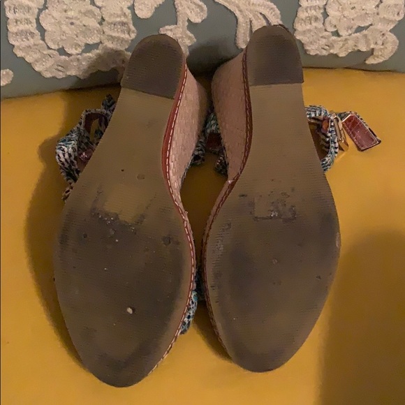 Turquoise jeweled wedges - Picture 3 of 4